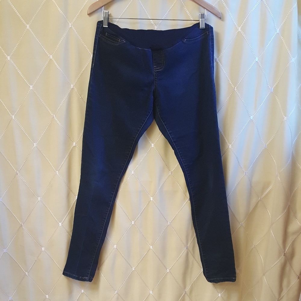 Liz Lange Maternity Skinny Jeans